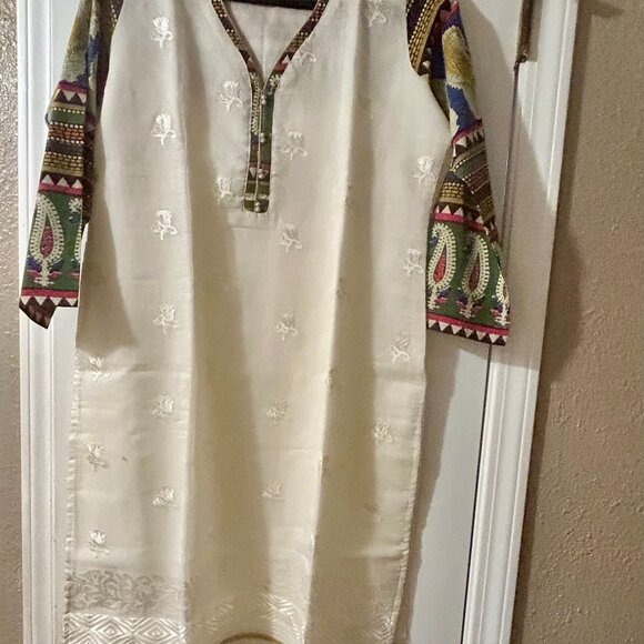 White cotton dobby kurta - Picture 1 of 6